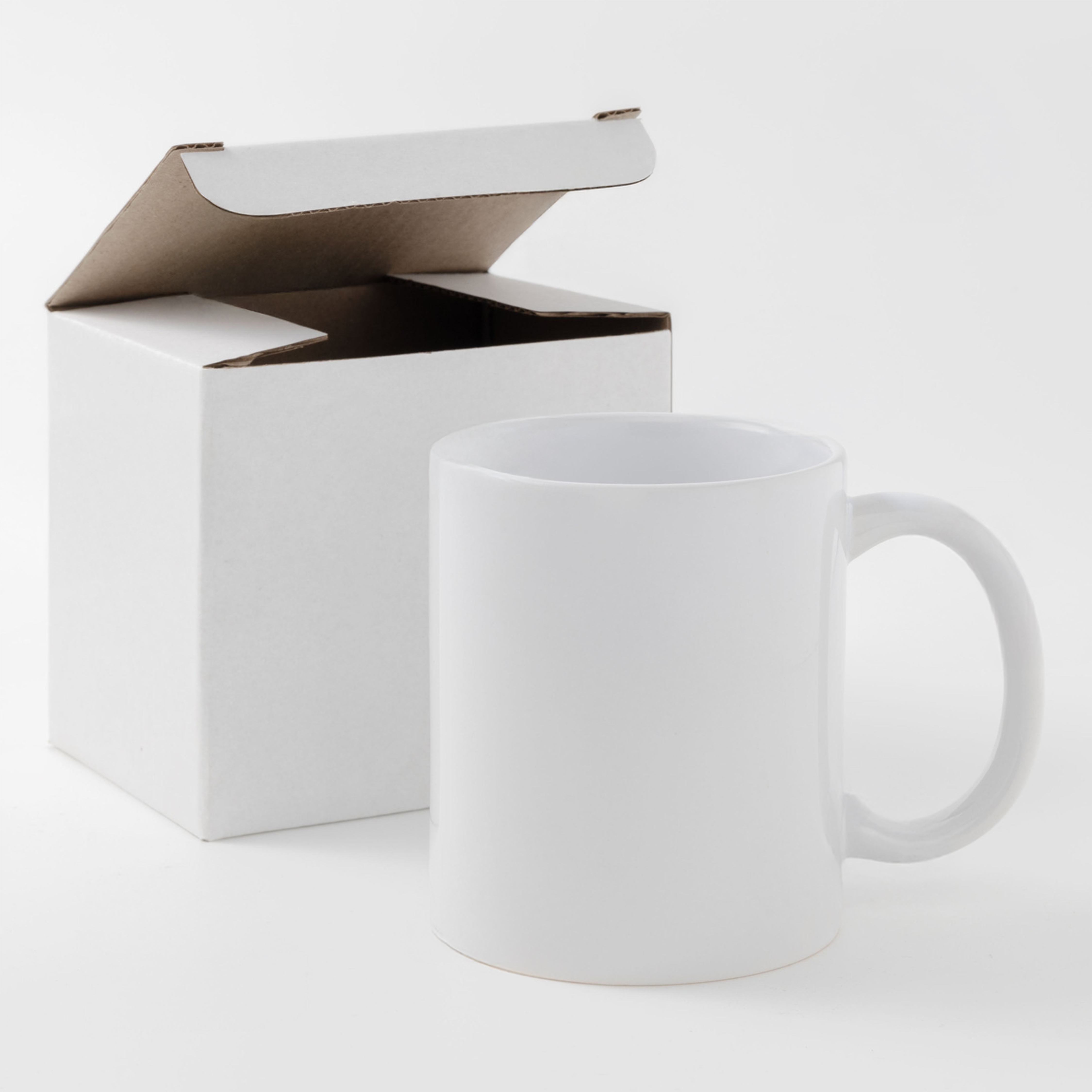 чашка біла з коробкою